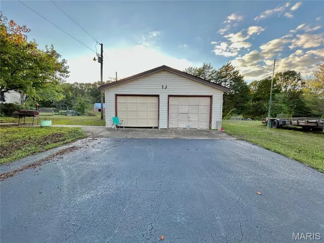 $264,000 | 13 Graham Road, Steelville, MO 65565