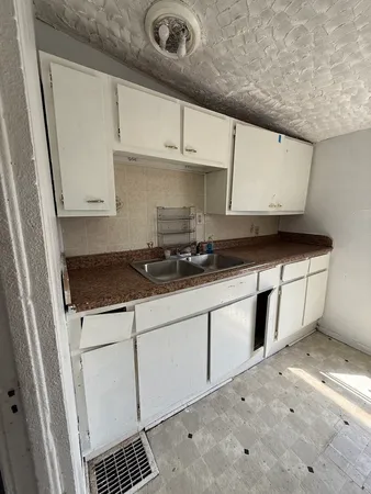 $48,000 | 1235 Clover Avenue, Rockford, IL 61102