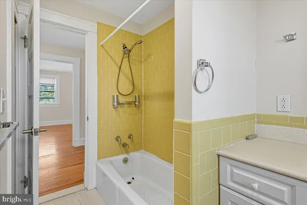 $3,500 | 4110 Old Town Road, Huntingtown, MD 20639