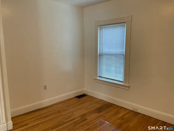 $1,850 | 13 Alger Street, Unit 2, New London, CT 06320