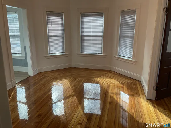 $1,850 | 13 Alger Street, Unit 2, New London, CT 06320