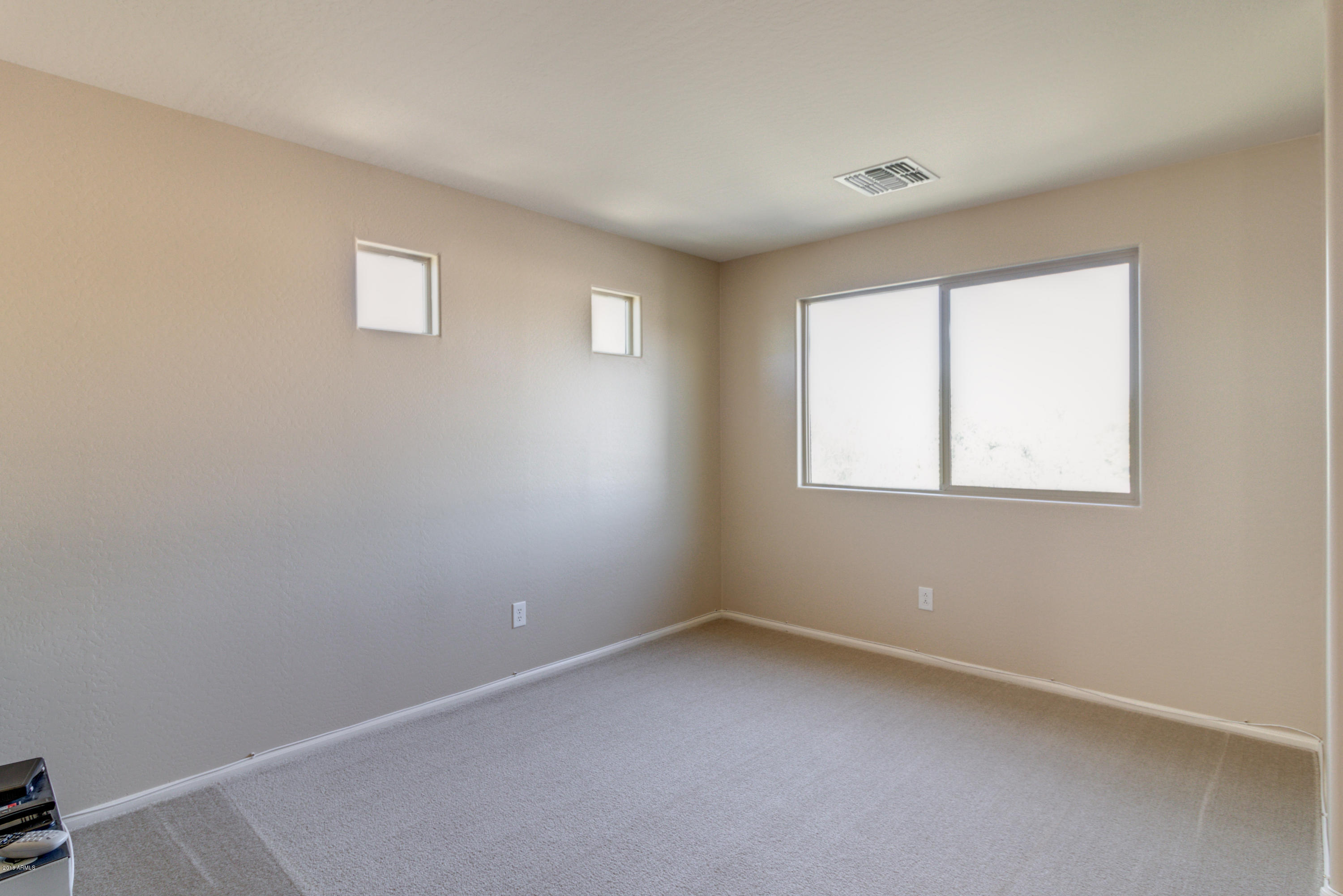 8735 West Payson Road Tolleson, AZ 85353 - Photo 18 of 31 Loft (2)