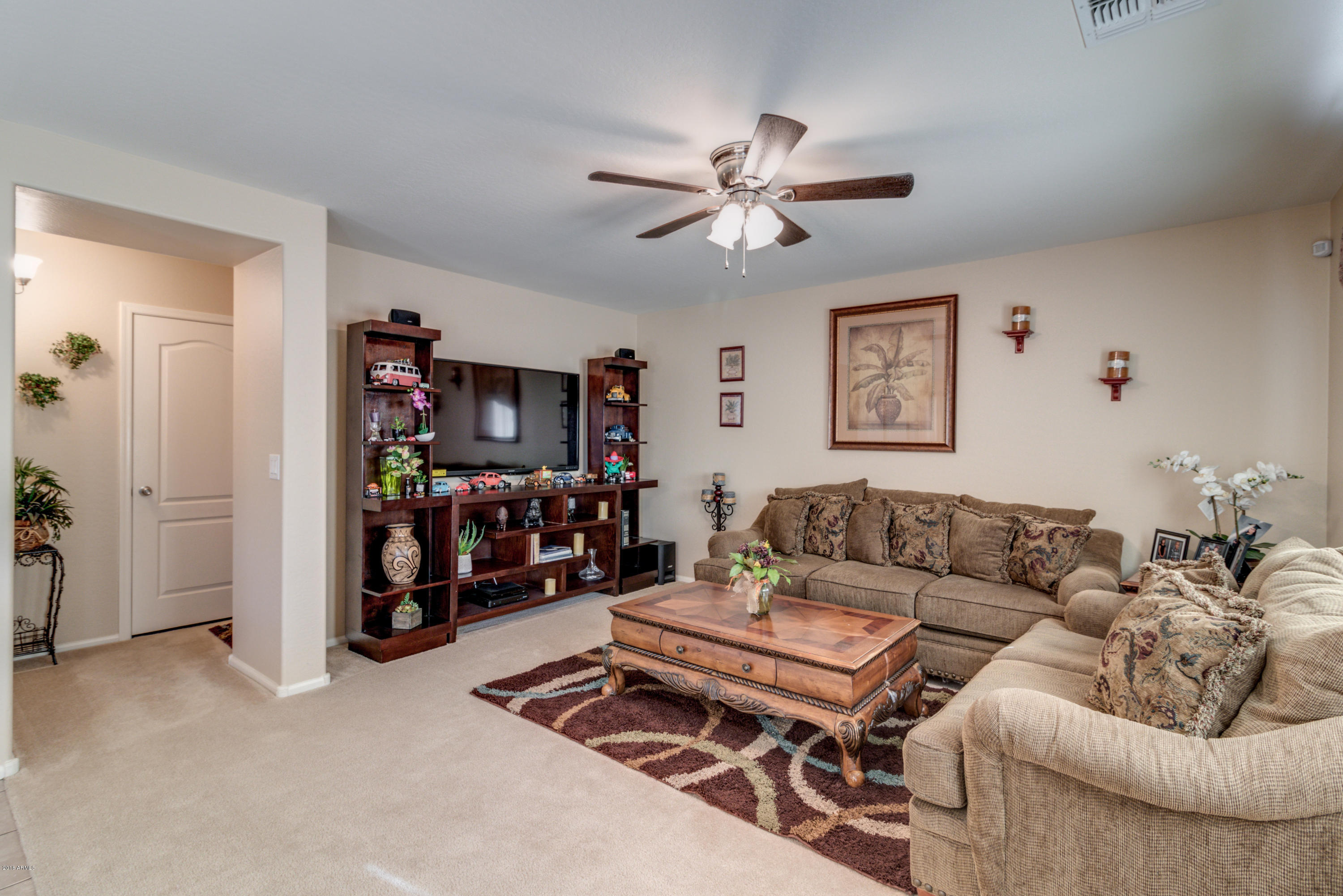 8735 West Payson Road Tolleson, AZ 85353 - Photo 10 of 31 Family Room (2)