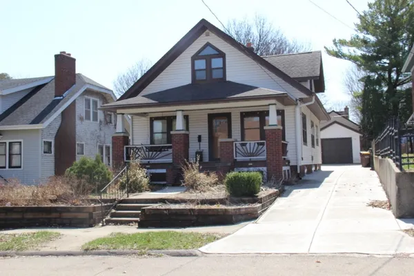 $162,900 | 2317 11th Avenue, Rockford, IL 61104