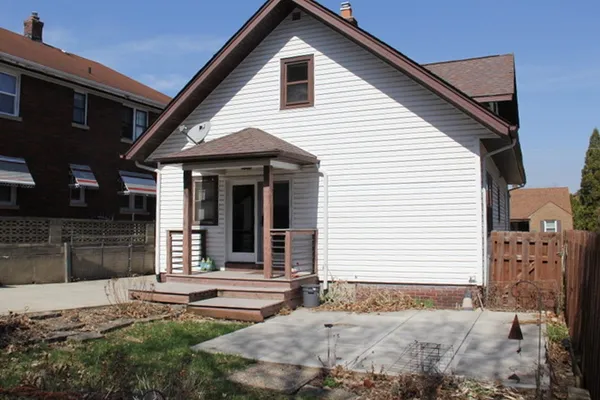 $162,900 | 2317 11th Avenue, Rockford, IL 61104