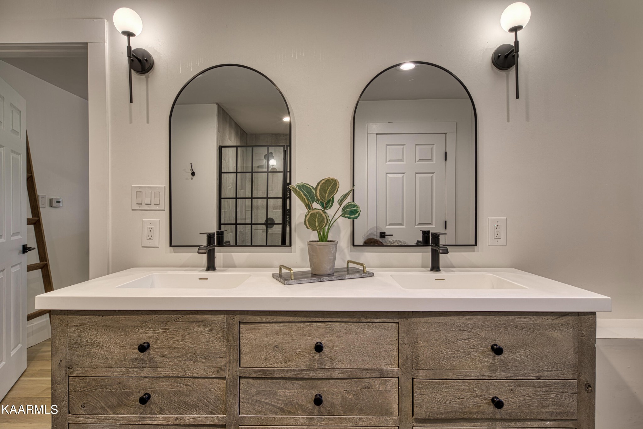 1100 West Outer Drive Oak Ridge, TN 37830 - Photo 31 of 54