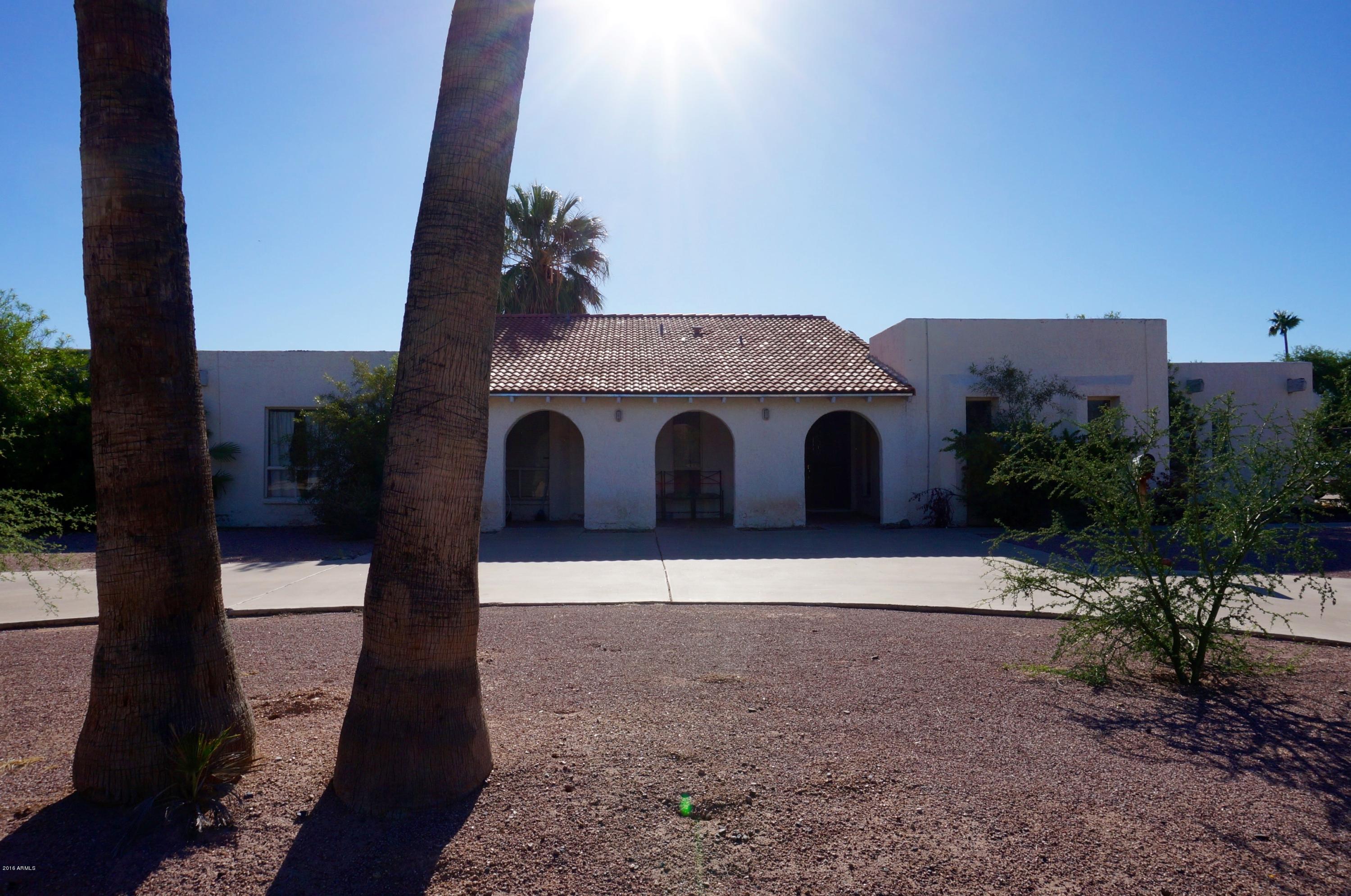 9244 North Invergordon Road Paradise Valley, AZ 85253 - Photo 3 of 8 DSC05901