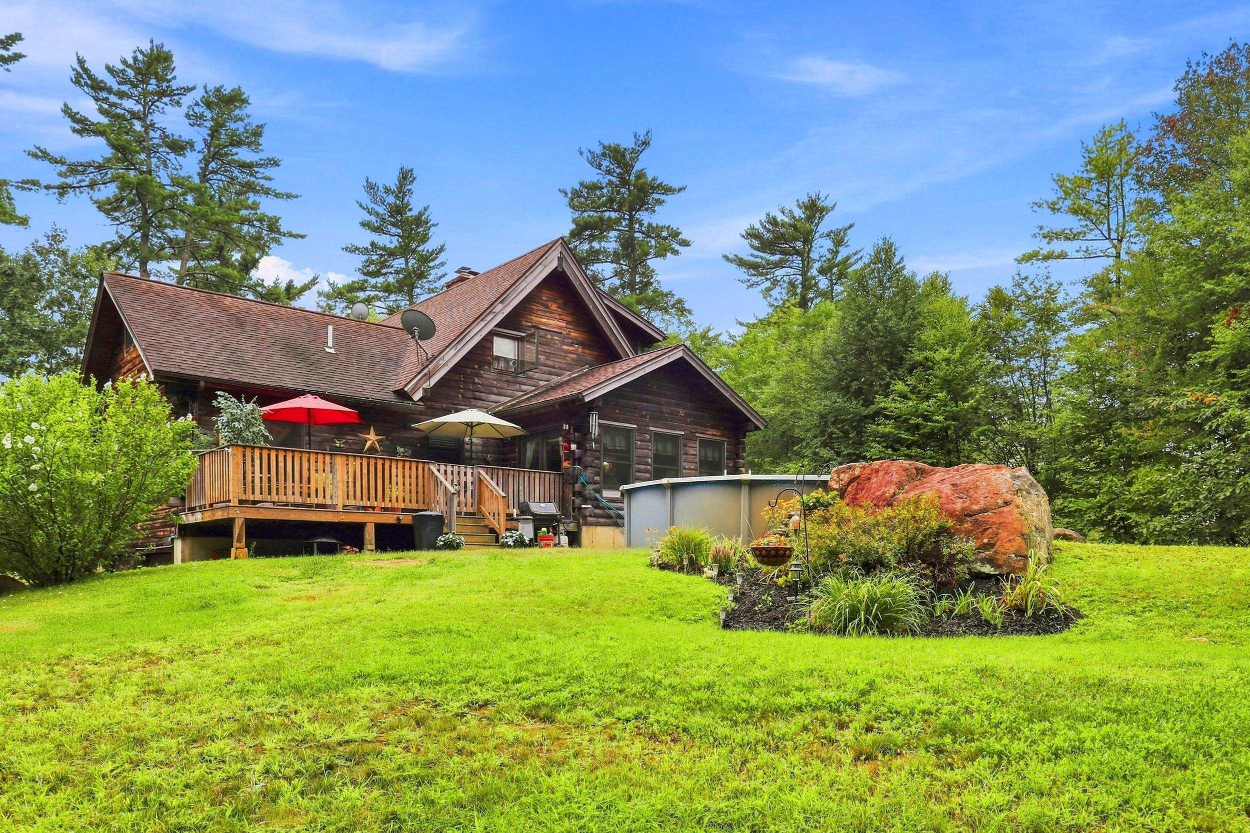 271 Middle Road Deerfield, NH 03037 - Photo 2 of 38 Gallery Image 2