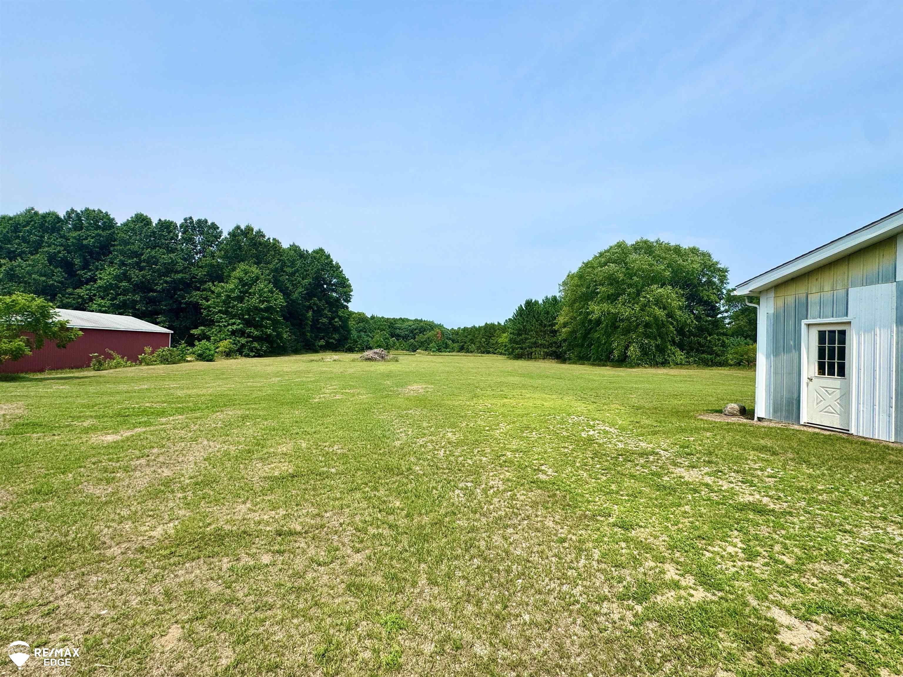 8331 East Coldwater Road Davison, MI 48423 - Photo 13 of 45 Gallery Image 13