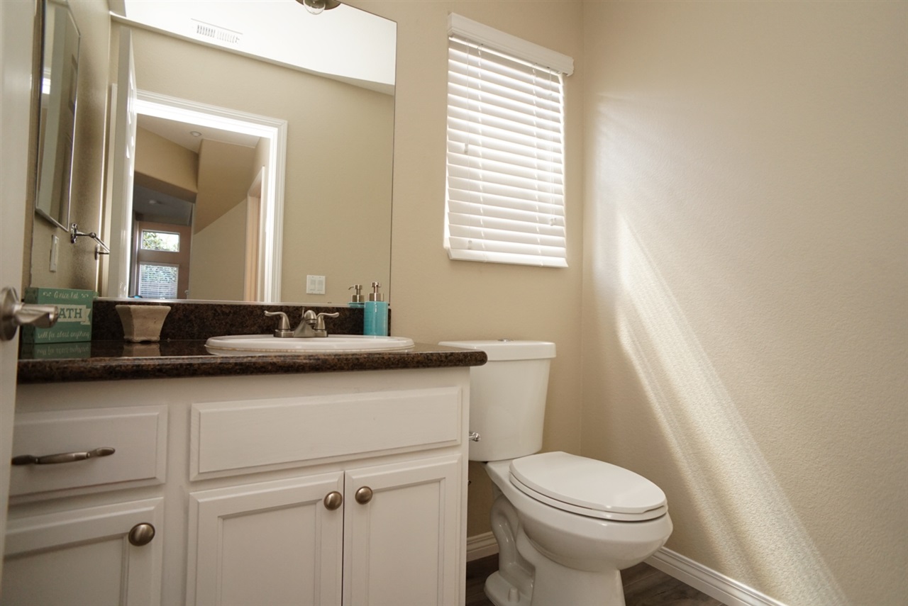 9501 Paseo De Los Castillos Santee, CA 92071 - Photo 13 of 24