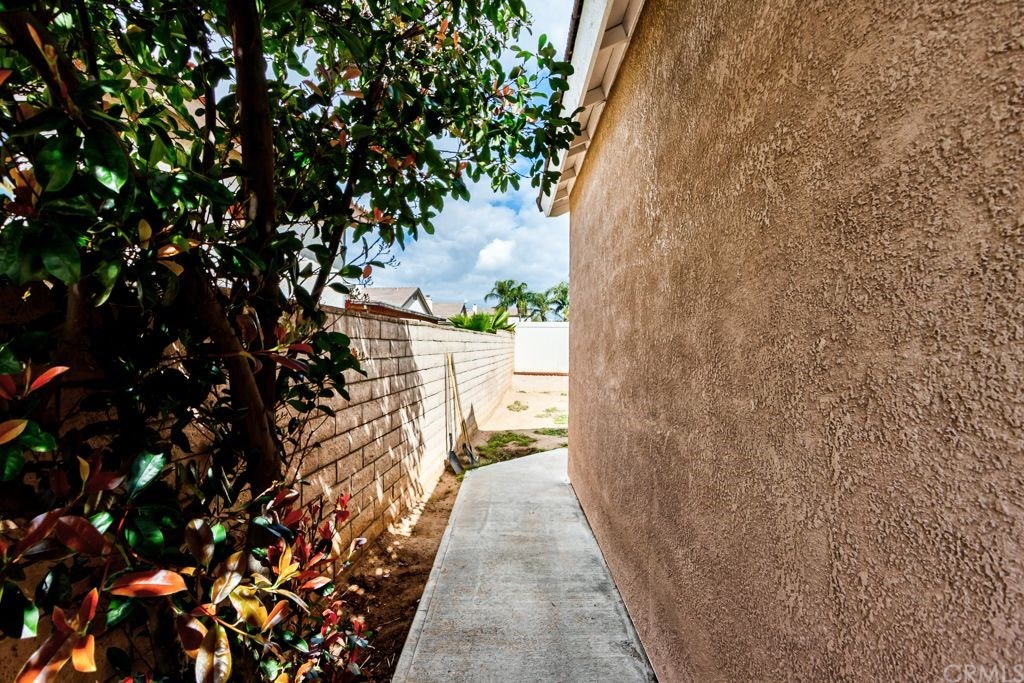 7858 Cameron Way Riverside, CA 92509 - Photo 29 of 40 Block walls are ALWAYS a PLUS!