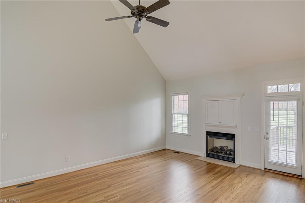 5708 Mabe Drive Oak Ridge, NC 27310 - Photo 4 of 32