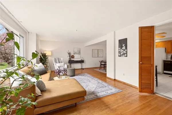 $219,900 | 25 Andrea Lane, Irondequoit, NY 14609