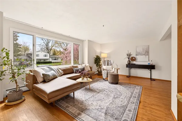 $219,900 | 25 Andrea Lane, Irondequoit, NY 14609