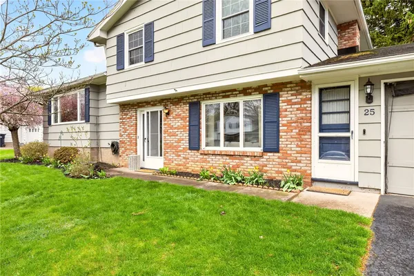 $219,900 | 25 Andrea Lane, Irondequoit, NY 14609