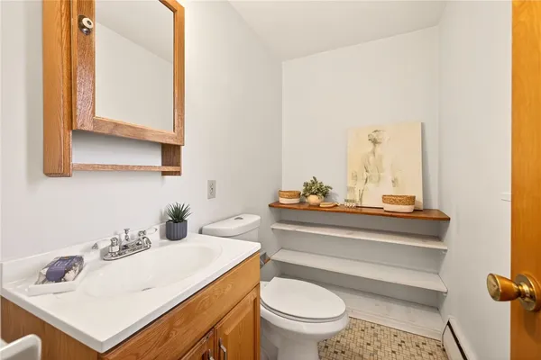 $219,900 | 25 Andrea Lane, Irondequoit, NY 14609