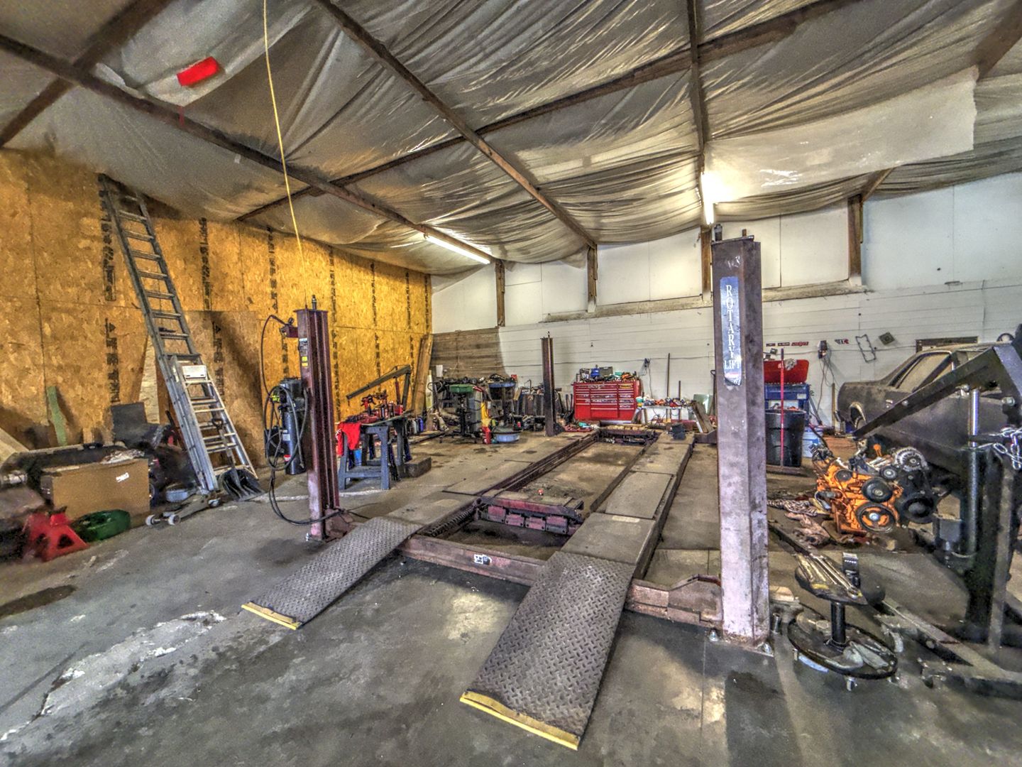 210 Hamilton Street Wellington, IL 60973 - Photo 20 of 21 a view of a room with gym equipment