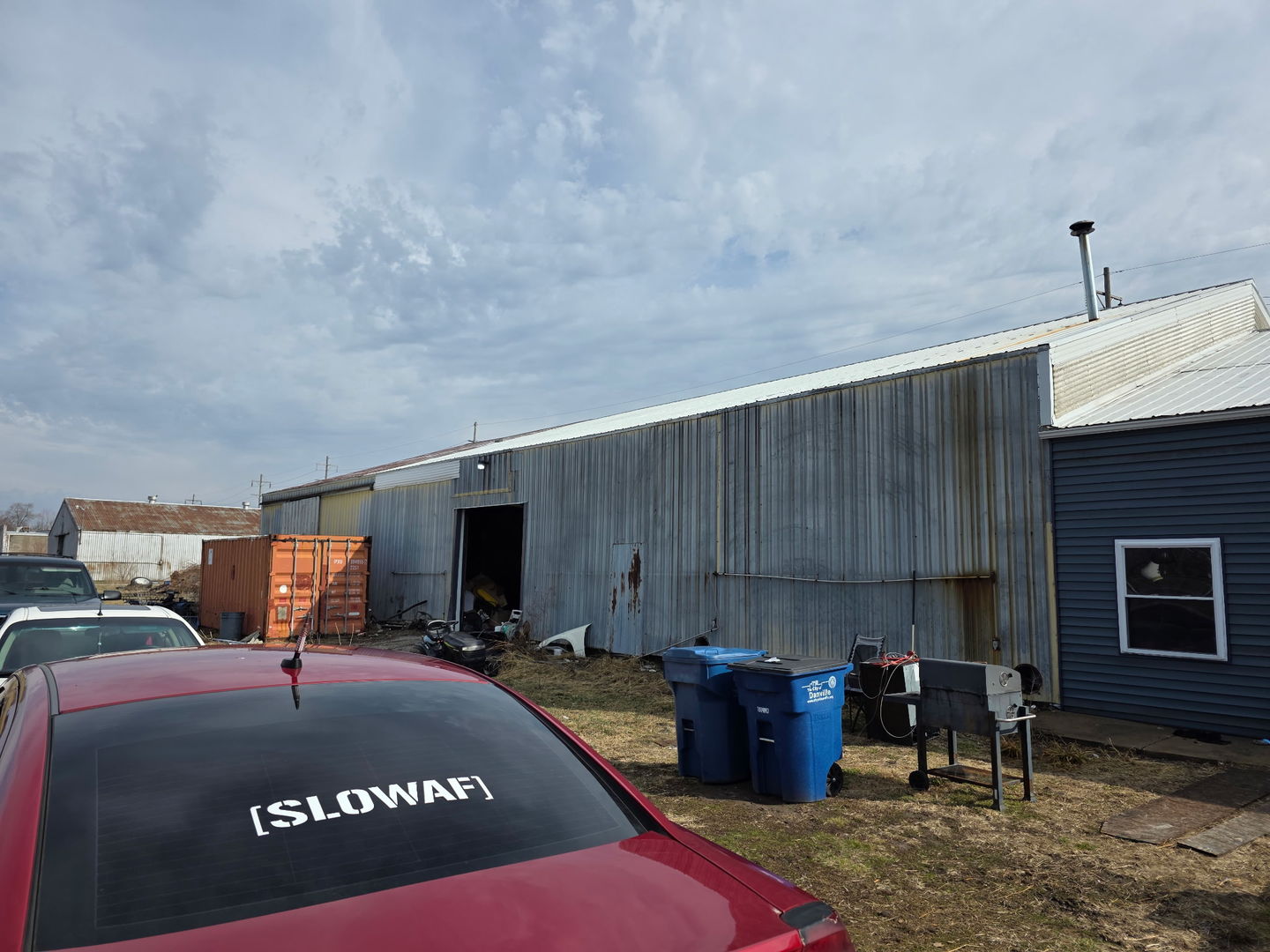 210 Hamilton Street Wellington, IL 60973 - Photo 2 of 21 a view of living room with furniture
