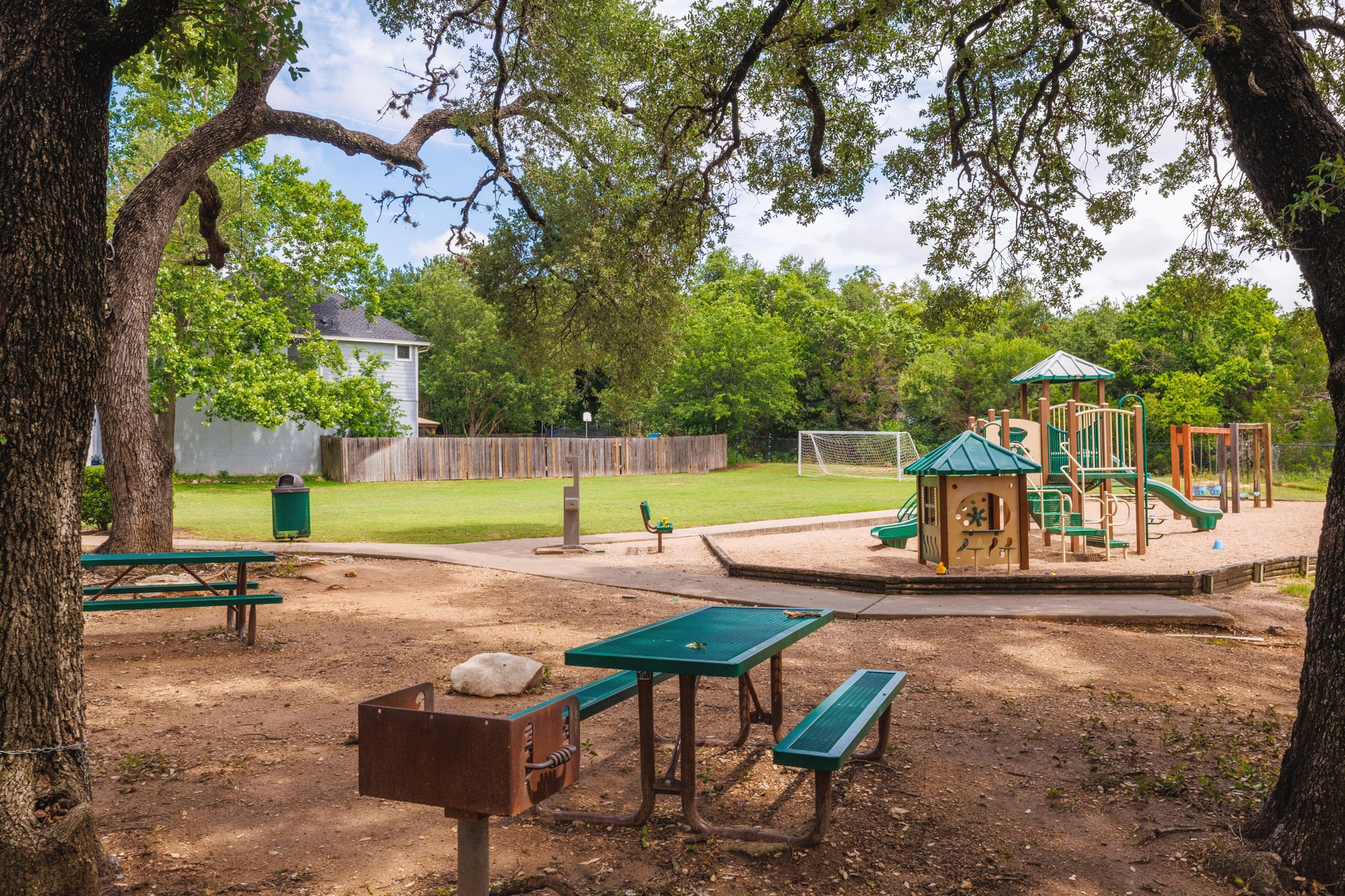 7000 Bending Oak Road Austin, TX 78749 - Photo 38 of 39 a view of a backyard with swimming pool