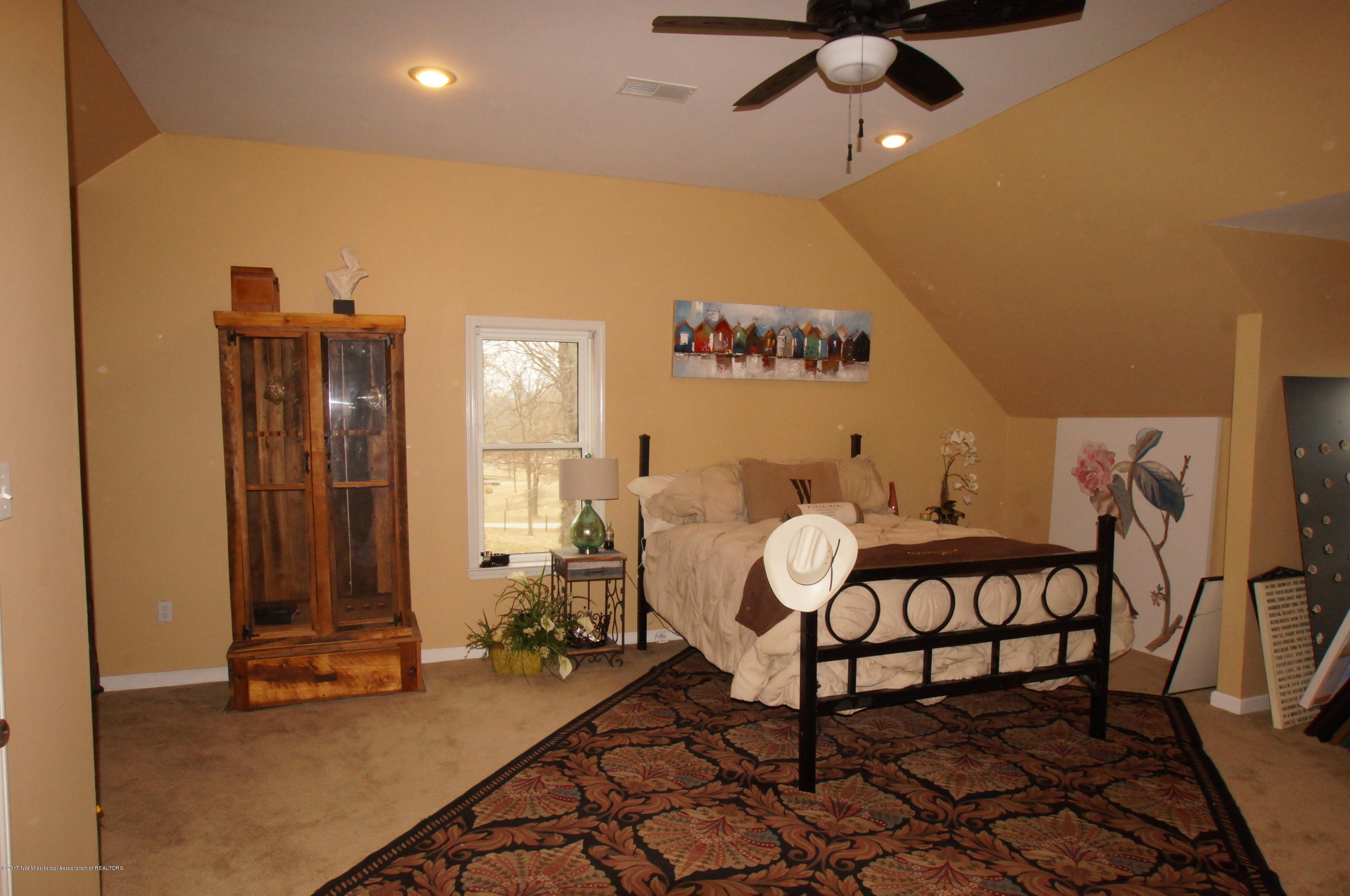 1735 Nesbit Road Nesbit, MS 38651 - Photo 17 of 56 1735 Nesbit Road 085