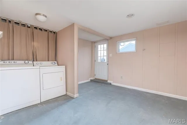 $289,900 | 6421 Judson Avenue, St. Louis, MO 63123