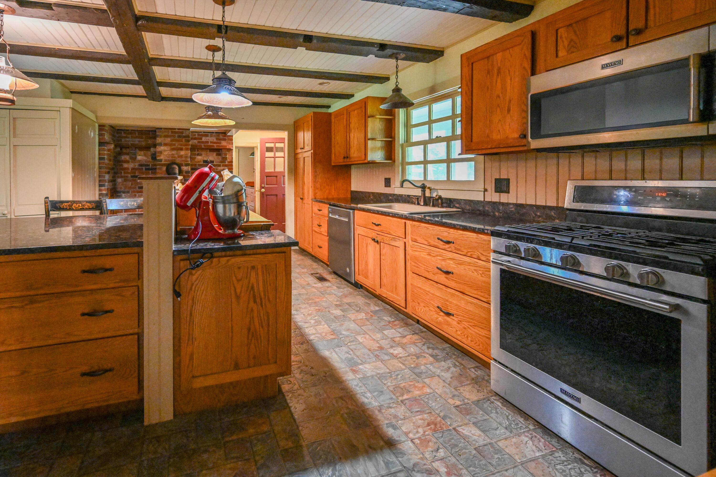 92 Staples Road Newfield, ME 04095 - Photo 14 of 60 Charming kitchen