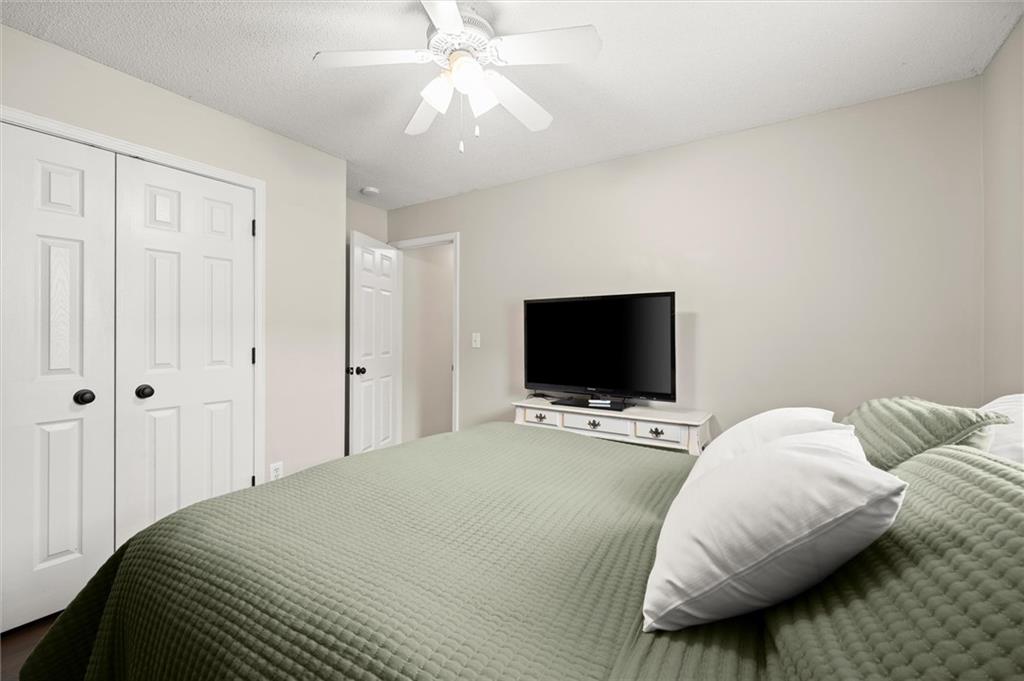5622 Riverside Walk Drive Northeast Sugar Hill, GA 30518 - Photo 22 of 36