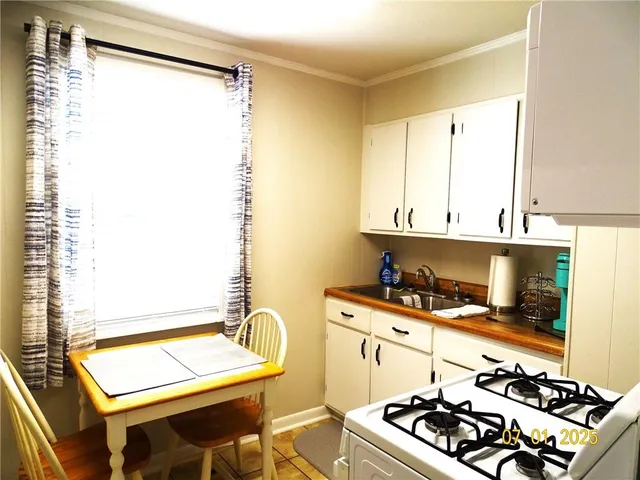 $1,000 | 98 R Haroleans Street, Harahan, LA 70123