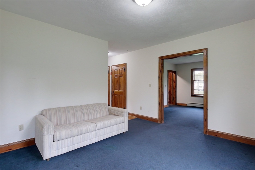 17 New Fitchburg Road Townsend, MA 01474 - Photo 15 of 42