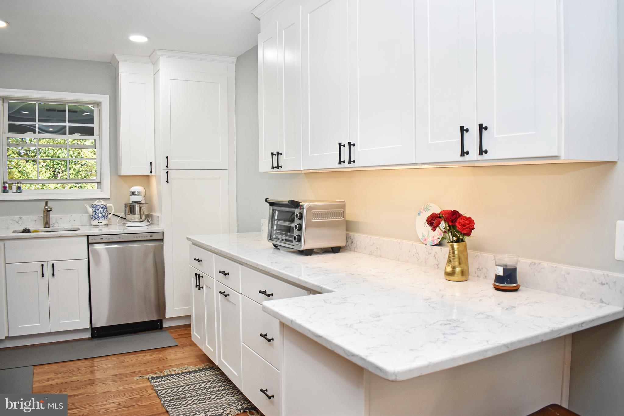 633 Burley Road Annapolis, MD 21409 - Photo 12 of 43 Soft Close Cabinetry