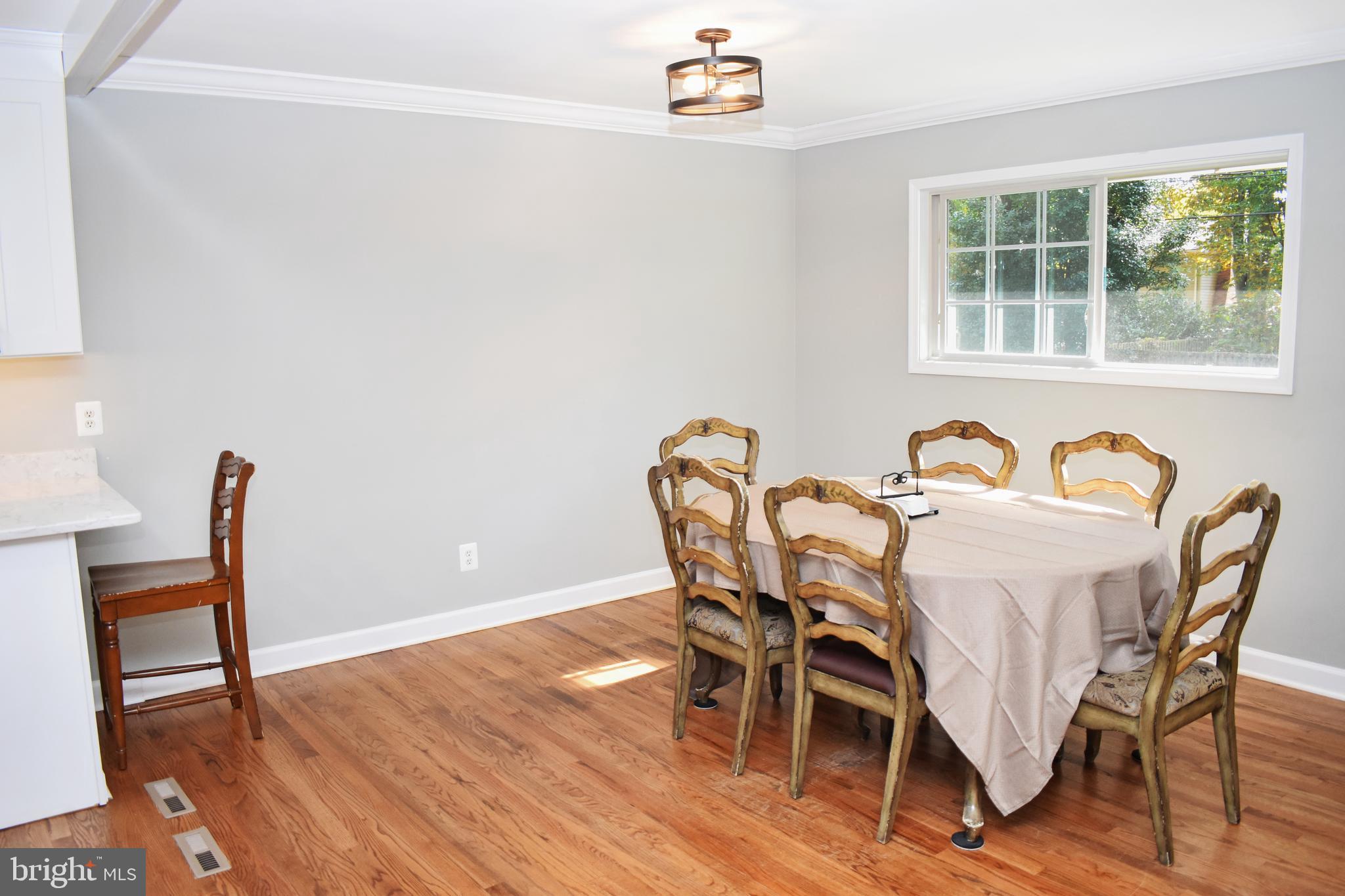 633 Burley Road Annapolis, MD 21409 - Photo 15 of 43 Dining Area