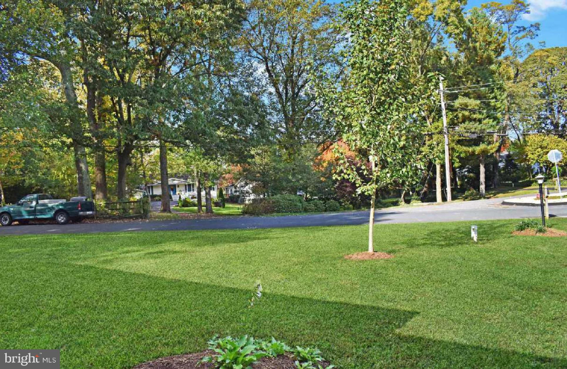 633 Burley Road Annapolis, MD 21409 - Photo 9 of 43 Level Front Yard