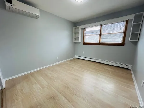 $5,500 | 38 Evelyn Lane, Syosset, NY 11791