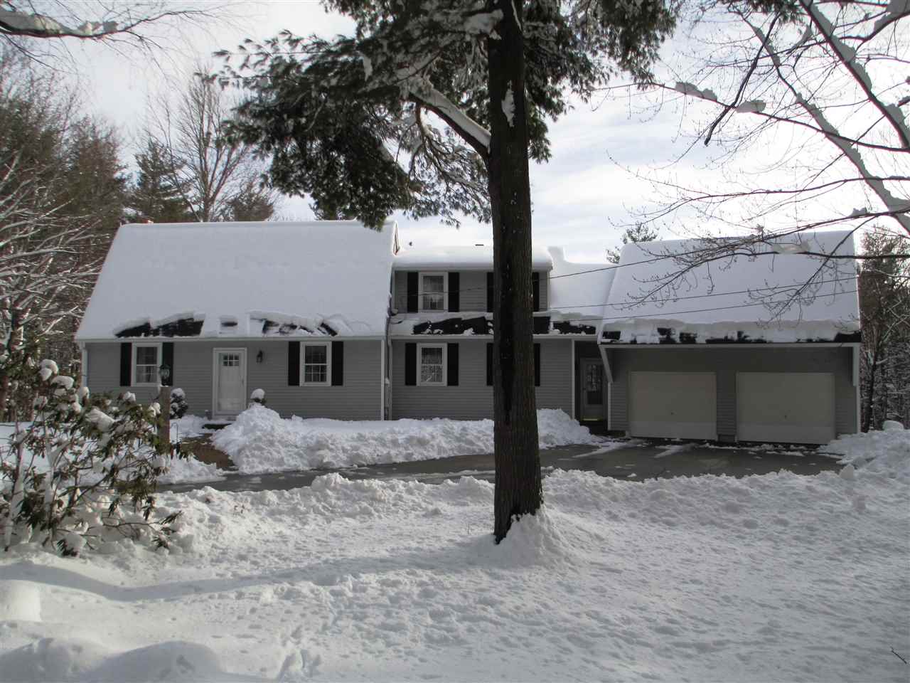 28 Horton Road Mont Vernon, NH 03057 - Photo 2 of 39