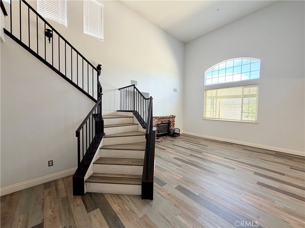 15096 Fox Ridge Drive Fontana, CA 92336 - Photo 3 of 28