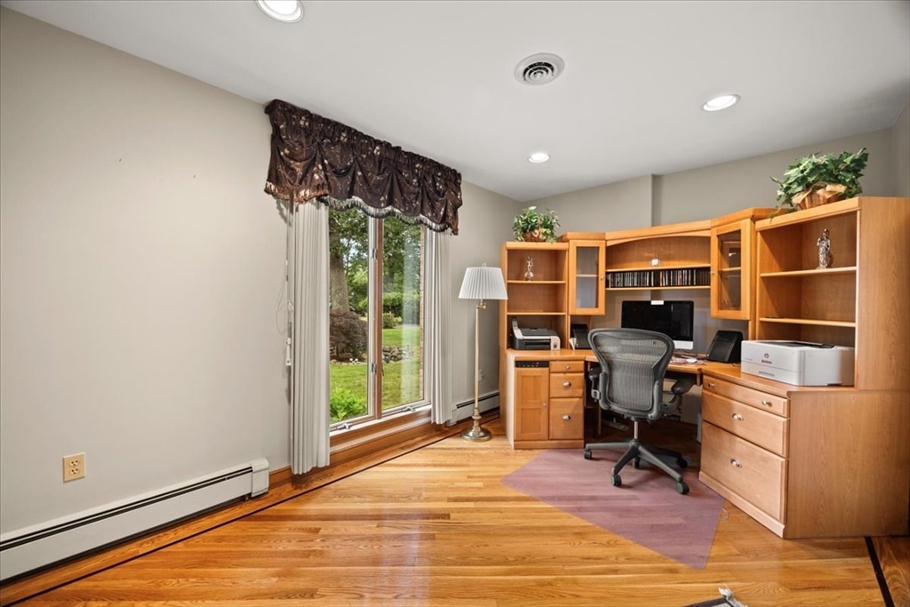 126 Sycamore Road Braintree, MA 02184 - Photo 26 of 39