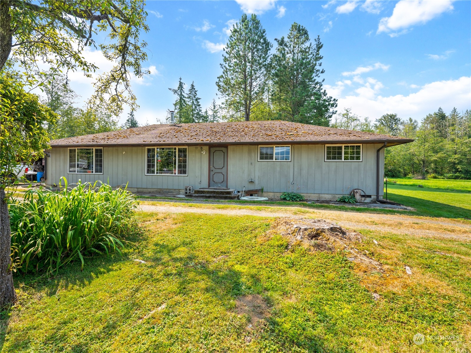 22180 Grip Road Sedro-Woolley, WA 98284 - Photo 1 of 40 Gallery Image 1