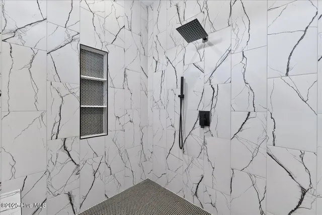 $799,999 | 564 Fairburn Court Northwest, Calabash, NC 28467