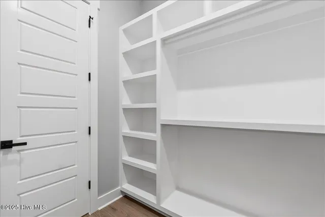 $799,999 | 564 Fairburn Court Northwest, Calabash, NC 28467