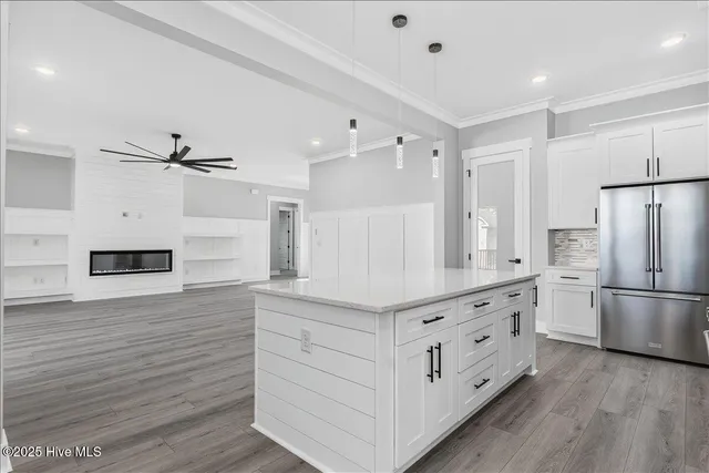 $799,999 | 564 Fairburn Court Northwest, Calabash, NC 28467