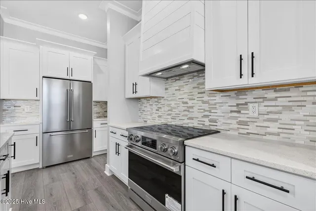 $799,999 | 564 Fairburn Court Northwest, Calabash, NC 28467