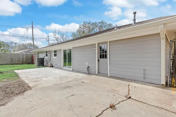 $2,350 | 10615 Clematis Lane, Houston, TX 77035