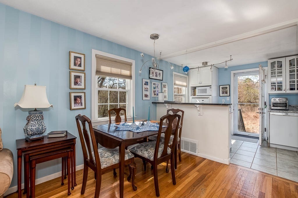 43 Clough Road, Unit 43 Dedham, MA 02026 - Photo 8 of 28