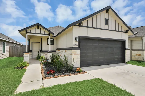 $267,000 | 5302 Seymour Drive, Houston, TX 77032