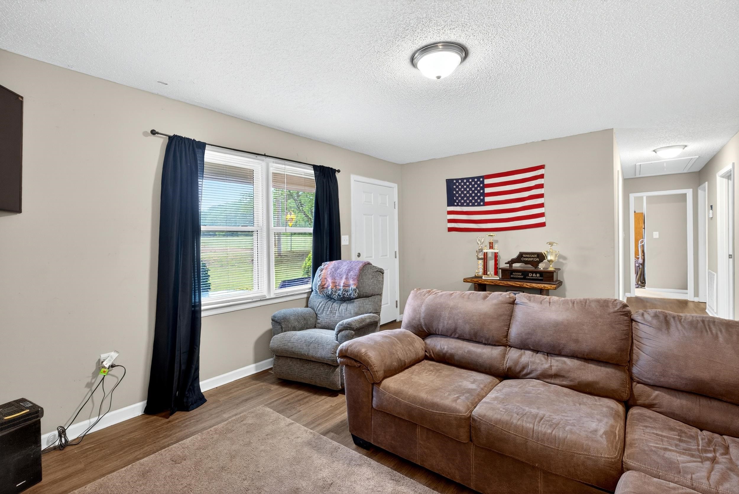 190 Goodjoin Road Campobello, SC 29322 - Photo 5 of 26