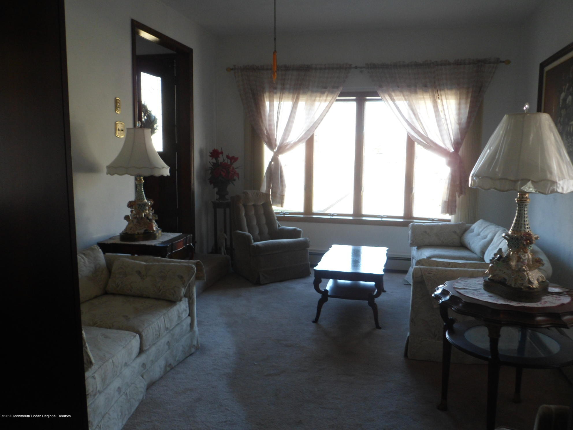 2240 Edgar Road Point Pleasant, NJ 08742 - Photo 7 of 17 Living Room