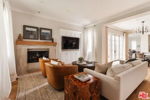 $3,499,000 | 13070 Kiyot Way, Playa Vista, CA 90094