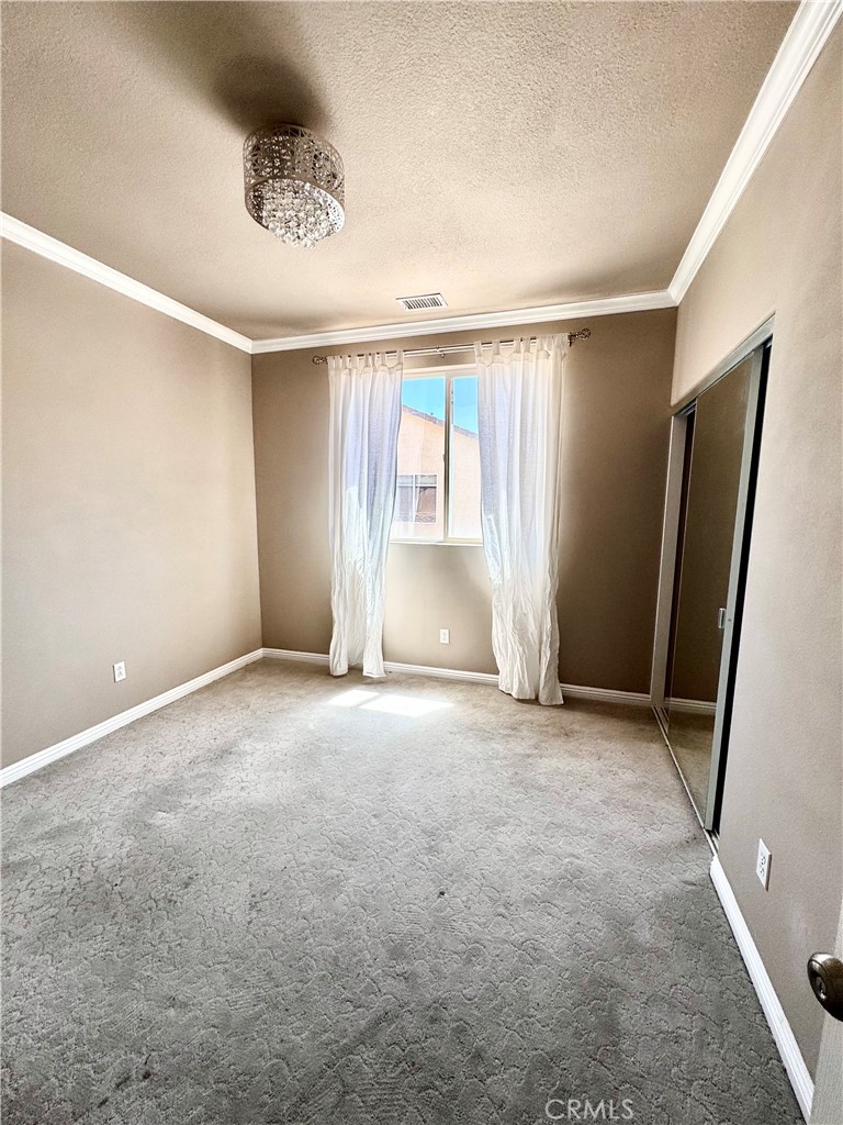 28463 Cascade Road Castaic, CA 91384 - Photo 14 of 16
