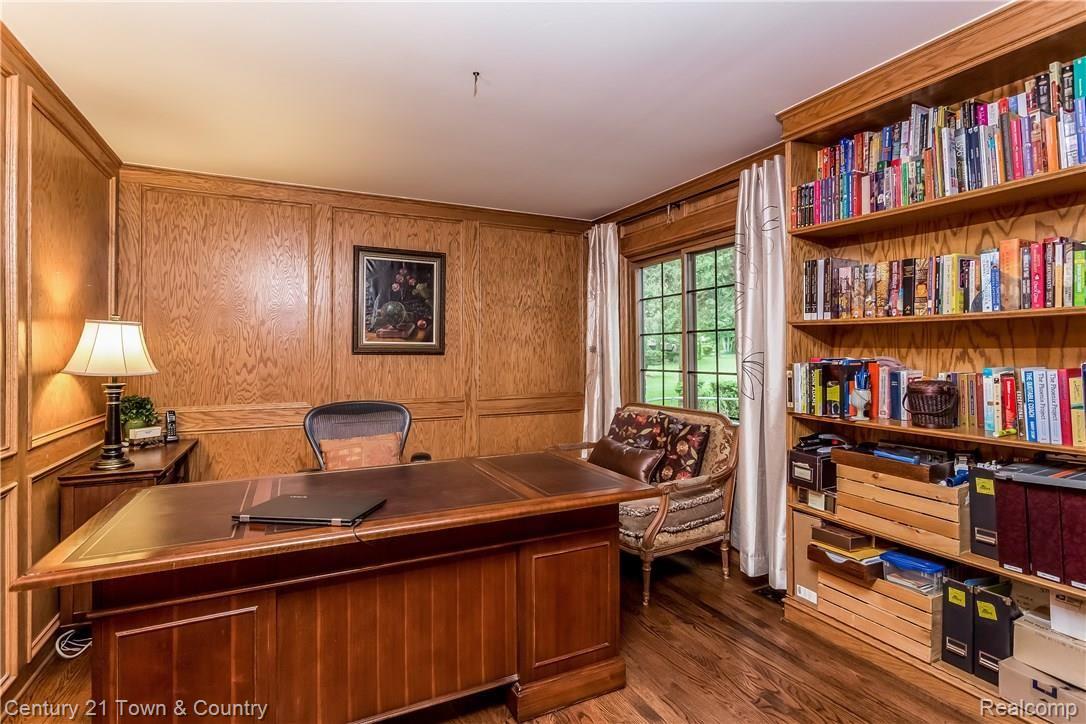 545 Sunlight Drive Rochester, MI 48309 - Photo 26 of 68 026-Office-4533626-large.jpg