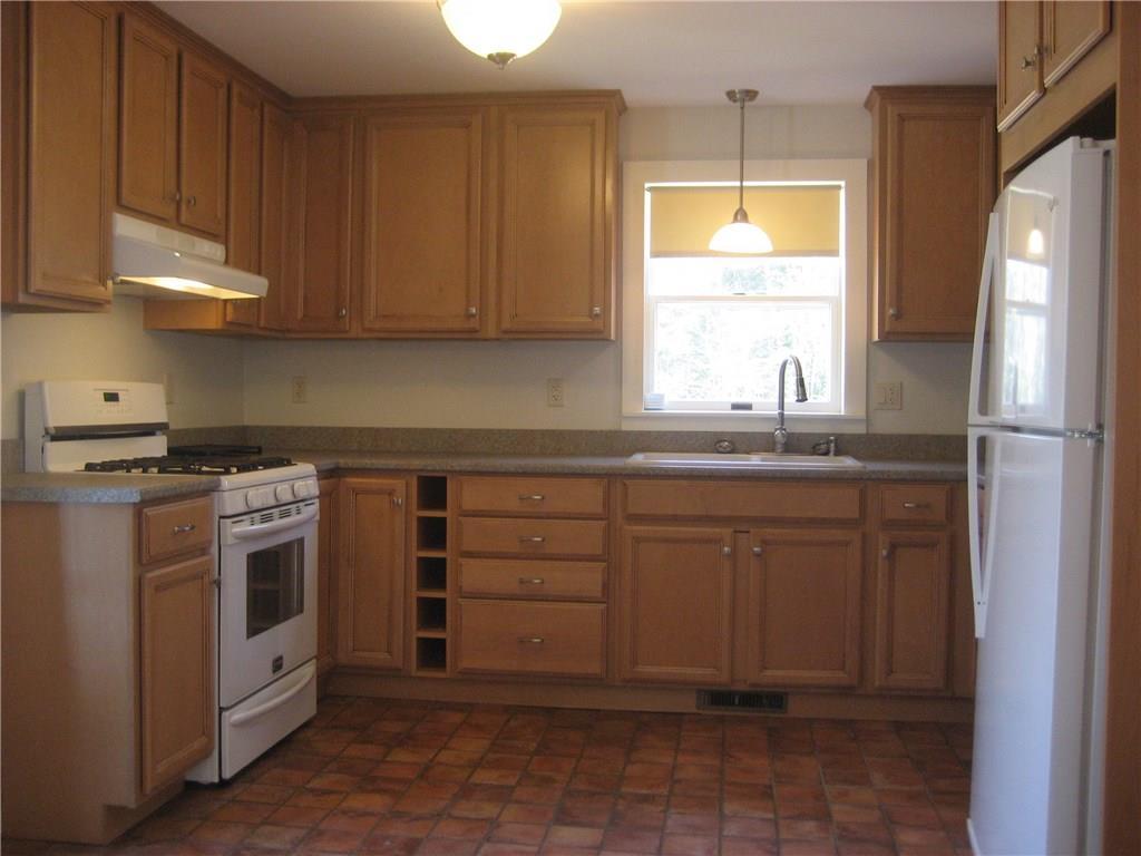 380 Genthner Road Waldoboro, ME 04572 - Photo 11 of 35 Kitchen